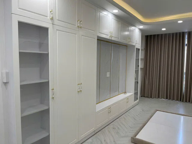 Bán Nhà Mặt Tiền 494 Nguyễn Kiệm, Phường 4, Phú Nhuận