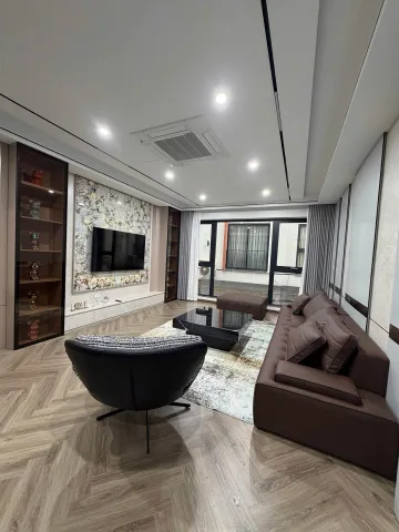 Bán Nhà riêng 54m2 có sẵn 50 m2 thổ cư giá 16 tỷ tại Đường Ngọc Thụy Phường Ngọc Thụy Phường Ba Đình Hà Nội