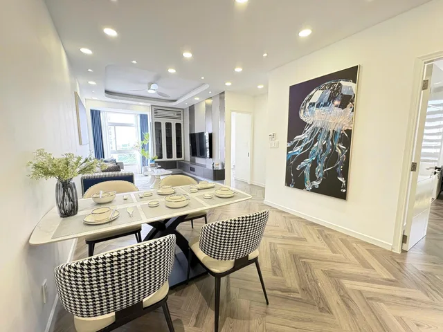 BDS 🔴 HVL [NC] Cho thuê gấp 1 căn hộ SKY GARDEN PMH Q7 3 pn 2 wc mới luxyry, view thoáng đẹp nhất Sky Garden 2, giá 40 triệu/tháng bao thuế, phí mg 1 tháng. Căn góc