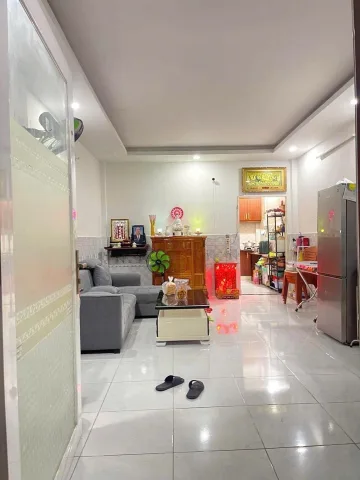 BÁN NHÀ KẾ LÊ VĂN QUỚI BÌNH TÂN 41M² 2 TẦNG HXH 4,35 TỶ