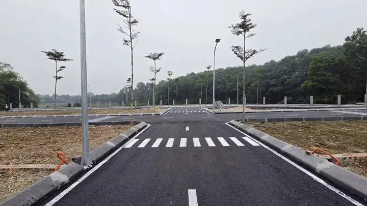 Bán Đất 210m2 có sẵn 157 m2 thổ cư giá 14 tỷ tại - Chọn - Xã Hợp Thanh Huyện Lương Sơn Hòa Bình