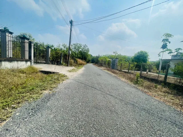 Bán Đất 6066m2 có sẵn 400 m2 thổ cư giá 180 triệu tại Xã Lộc Phú Huyện Lộc Ninh Bình Phước