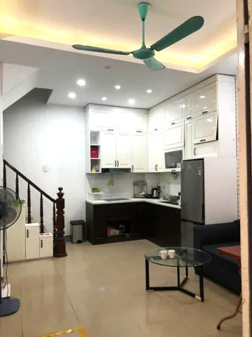 Cho thuê nhà ngõ 562 THUỴ KHUÊ, Tây Hồ. 11.5 triệu/tháng. Ưu tiên: Hộ gia đình, Nhóm...