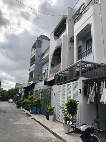 NHÀ DĨ AN 82M² GẦN 5 TỶ - KHU PHỐ DÂN TRÍ CAO - MỘT NƠI SỐNG LÝ TƯỞNG