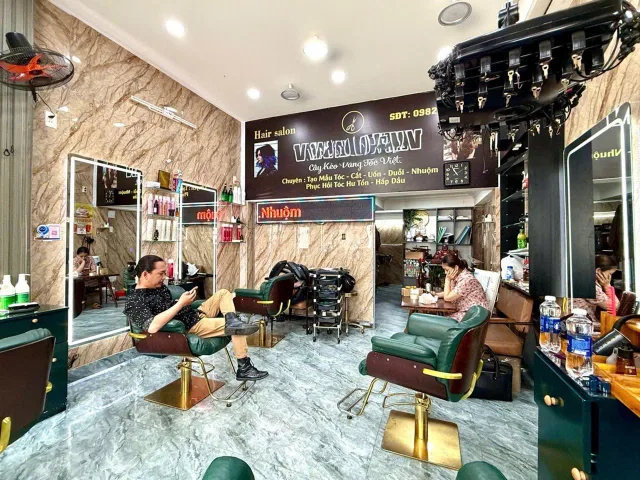 MẶT TIỀN ĐƯỜNG NHỰA 8M THÔNG KINH DOANH - SÁT BÊN AEON TÂN PHÚ - NHÀ 3 TẦNG MỚI ĐẸP - CHỈ NHÍCH 5 ĐỒNG 🔥🔥