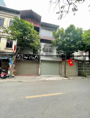 BÁN NHÀ MẶT PHỐ HOA LÂM, VỈA HÈ, Ô TÔ TRÁNH – KINH DOANH ĐỈNH, GẦN PHỐ NGÔ GIA TỰ