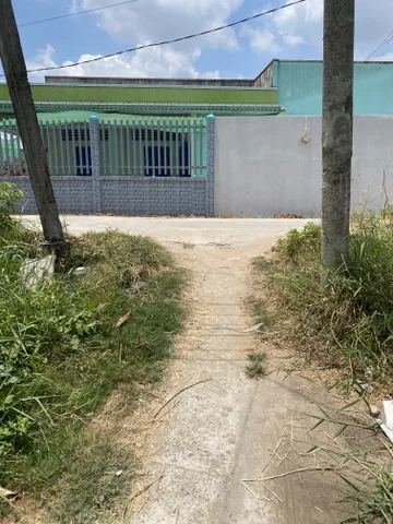 Bán Đất 300m2 có sẵn 300 m2 thổ cư giá 480 triệu tại Đường Ql 1A Xã Thạnh Đức Huyện Bến Lức Long An