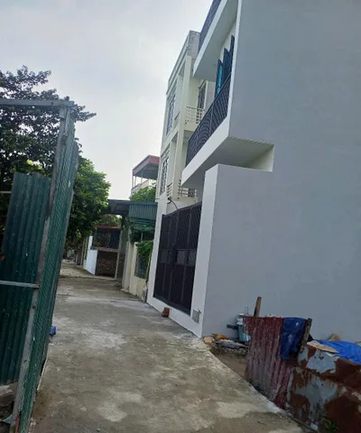 🏡 CHÍNH CHỦ CẦN RA LÔ ĐẤT ĐẸP 3 HUYỆN – KHẮC NIỆM, BẮC NINH
💰 Giá chỉ: 1,9 tỷ
📍 Vị trí đẹp, khu dân cư hiện hữu, ô tô vào tận đất, thuận tiện an cư lâu dài hoặc đầu tư.
✨ THÔNG TIN LÔ ĐẤT:
✅ Diện tích: 50,3 m²
✅ Mặt tiền: 5,5m – vuông đẹp
✅ Đường ô 