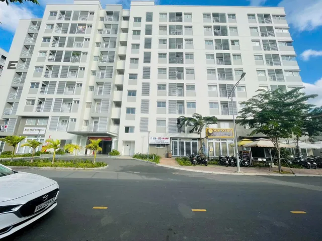 🚀 CHO THUÊ SHOPHOUSE NAM LONG 2 – MẶT TIỀN VIEW HỒ – 10 TRIỆU/THÁNG