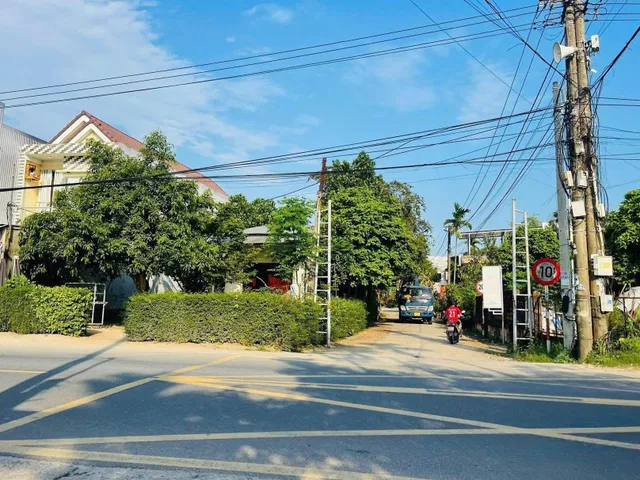 CẦN TIỀN TRẢ LÃI BANK BÁN GẤP LÔ GÓC 2MT GIÁP RANH HOÀ KHƯƠNG - GIÁ CHỈ 850TR