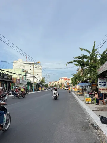 Bán nhà 216m đường Thủ Khoa Huân, Phường Phú Thủy, kế biển Ocean Dunes