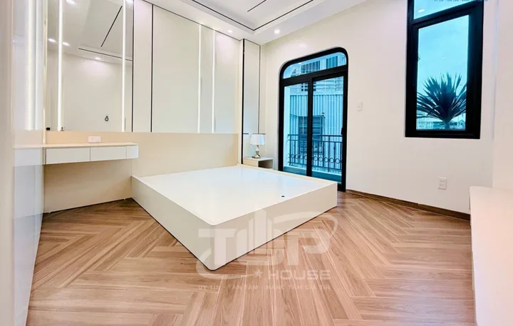 Nhà phố Hồ Sen Lô góc 2 mặt thoáng 55m 4 tầng, hàng hiếm có khó tìm khu trung tâm chỉ 6.5