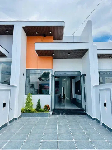 Chủ định cư bán căn nhà cấp 4 mới xây kiên cố ngay cuối đường Đồng Khởi