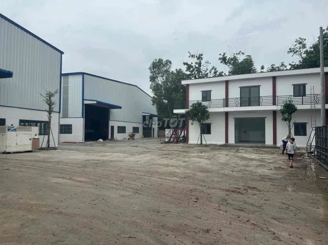 Bán Kho, nhà xưởng 9300m2 giá 75 tỷ tại - Chọn - Xã Vĩnh Tân Thị xã Tân Uyên Bình Dương