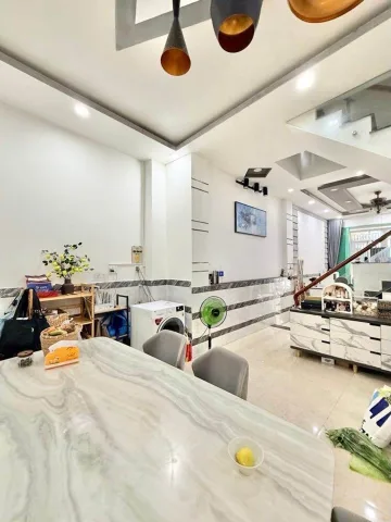 BÁN NHÀ TỈNH LỘ 10 BÌNH TÂN 56M² HẺM XE HƠI KHU TÊN LỬA 4,4 TỶ