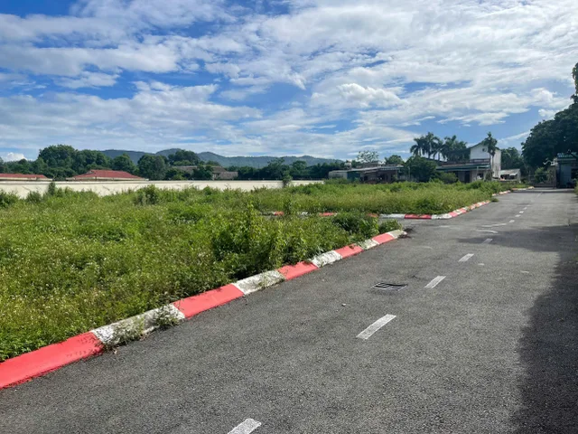 BÁN CẮT LỖ LÔ ĐẤT 50M HÒA LẠC GẦN KHU CÔNG NGHỆ CAO, TRƯỜNG ĐẠI HỌC QUỐC GIA, KHÁCH MUA VỀ XÂY CCMINI HÁI RA TIỀN