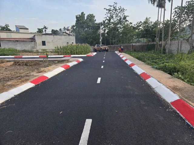Bán Đất 100m2 có sẵn 100 m2 thổ cư giá 2 tỷ tại Đường 429 Xã Tuy Lai Huyện Mỹ Đức Hà Nội