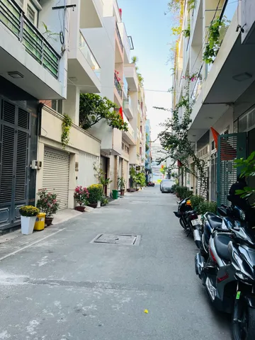 80M2 XÂY 4 TẦNG - HẺM XE HƠI NGAY MẶT TIỀN THÀNH THÁI - BA THÁNG HAI, GẦN NGUYỄN TRI PHƯƠNG. KẾ BÊN LÀ ĐẠI HỌC HOA SEN, ĐẠI HỌC KINH TẾ TPHCM. CHỈ 15TY HON THƯƠNG LƯỢNG CÒN GIÁ TỐT