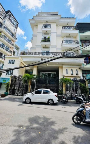 Nhà hẻm 10mét Ô tô Lê Văn Sỹ, QUẬN 3, 3.3 x 14m (46 m2), 5 Tầng, 12.9 tỷ