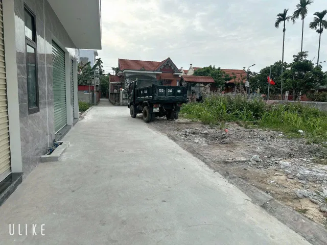Bán Đất 60m2 giá 1.08 tỷ tại -Hoàng Động nằm ngay cạnh trục đường thông .l/h:076.231.9990 e Thúy