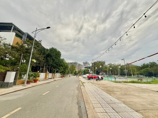 Bán Biệt Thự 270m2 có sẵn 270 m2 thổ cư giá 25 tỷ tại -Chọn - Phường Tam Bình TP. Hồ Chí Minh