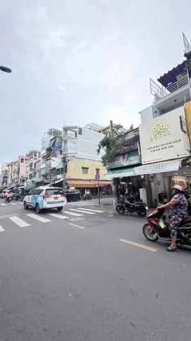Bán nhà đẹp mặt tiền Nguyễn Duy Dương - 4 tầng vị trí cực đẹp