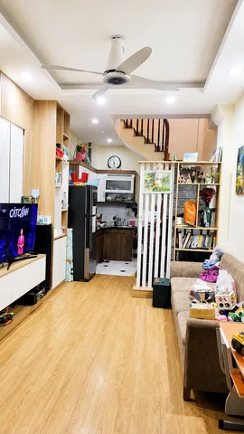 Cho thuê nhà ngõ 93 NGỌC TRỤC, Nam Từ Liêm. 10 triệu/ tháng. Ưu tiên: Hộ gia đình, Nhóm đi làm ít người
