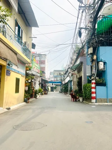 TÂN PHÚ - XE HƠI VÀO NHÀ - VÀI BƯỚC RA MẶT TIỀN - 4 TẦNG - VỪA Ở VỪA KHAI THÁC DÒNG TIỀN - GIÁ 8.3 TỶ TL