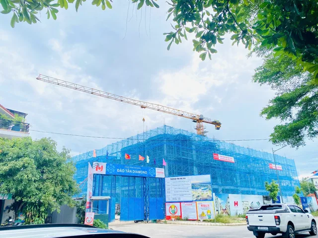 Nhà phố 5 tầng ngay trục Đào Tấn-Đồng Khởi, kinh doanh vip giá 6,2 tỉ