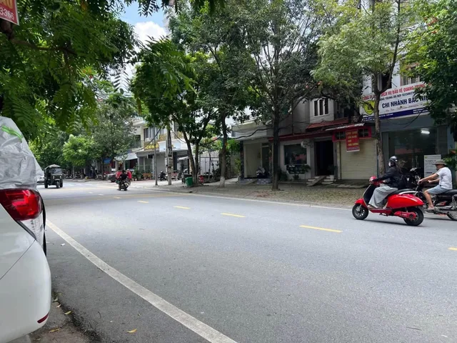 BÁN NHÀ MẶT ĐƯỜNG ĐẤU MÃ - KINH DOANH - GIÁ NHỈNH 8 TỶ