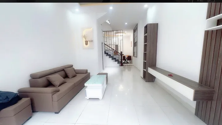 CHỦ GẤP BÁN NHÀ 1 TRỆT 2 LẦU ĐƯỜNG VÕ VĂN HÁT CHỈ 5,5TỶ