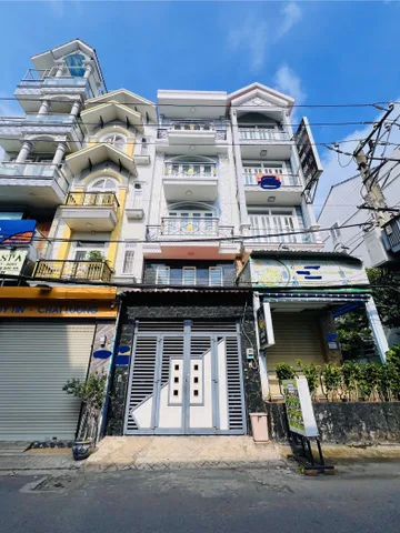 BÁN CĂN BIỆT THỰ MẶT HỒ XANH MÁT-TRUNG KÍNH-CẦU GIẤY-100M2 5TẦNG MT 4,6M-GIÁ 36.9 TỶ
