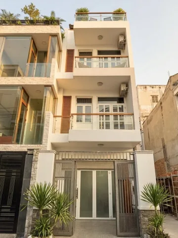 Bán Nhà 68m2- 4 Lầu - 5PN - Nhỉnh 12 tỷ hẻm ô tô thông ngay Bùi Đình Túy