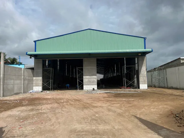 Cho thuê Kho, nhà xưởng 2000m2 giá 100 triệu tại đường Quốc Lộ 1A Thị trấn Tân Hiệp Huyện Châu Thành Tiền Giang