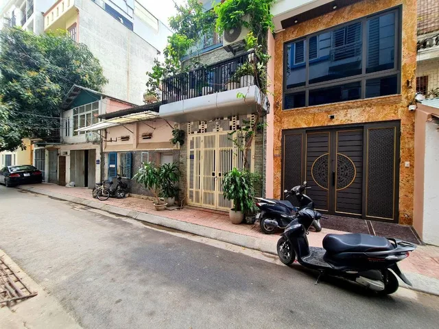 Bán ĐƯỜNG HOÀNG ĐẠO THÀNH. 45M2 - 8 TẦNG. THANG MÁY. GARA Ô TÔ.
