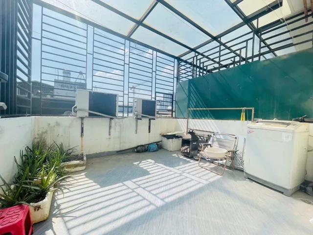 ✅ Bán Nhà Khương Đình, Ngõ Rộng Thoáng, Gần Phố, Quy Hoạch Ổn Định, DT 32m3, 5 Tầng, Giá 8.x Tỷ