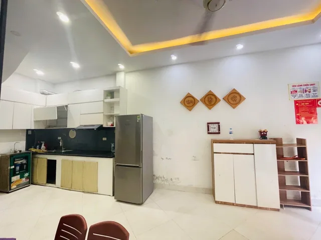 ✅ Bán Nhà Khương Đình, Ngõ Rộng Thoáng, Gần Phố, Quy Hoạch Ổn Định, DT 32m3, 5 Tầng, Giá 8.x Tỷ