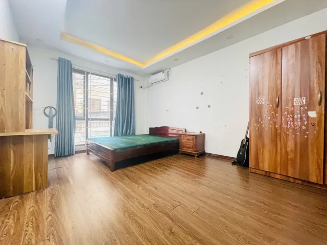 ✅ Bán Nhà Khương Đình, Ngõ Rộng Thoáng, Gần Phố, Quy Hoạch Ổn Định, DT 32m3, 5 Tầng, Giá 8.x Tỷ