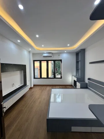 ✅ Bán Nhà Khương Đình, Ngõ Rộng Thoáng, Xây Mới 6 Tầng Thang Máy, Ở Sướng, SĐCC, Giá 8.8 Tỷ