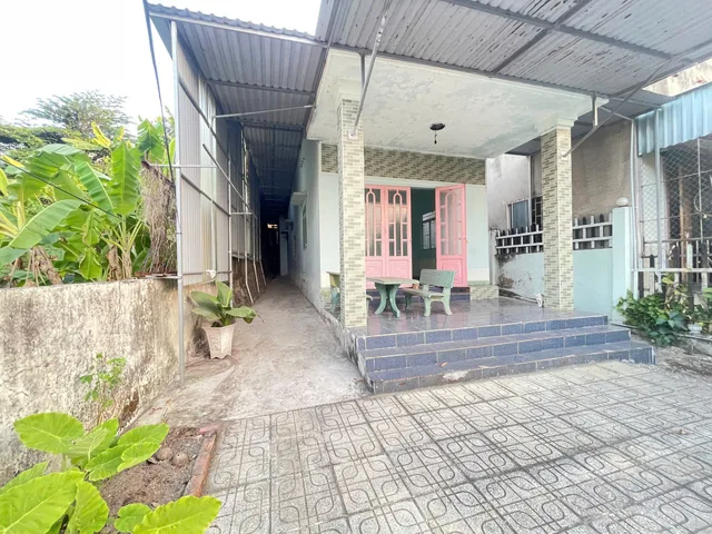 Nhà tại DT 747 Thái Hòa - Tân Uyên, 183.8m2 (Có 80m2 Thổ Cư) - Mặt Tiền Rộng 8.5m - Sổ Sẵn