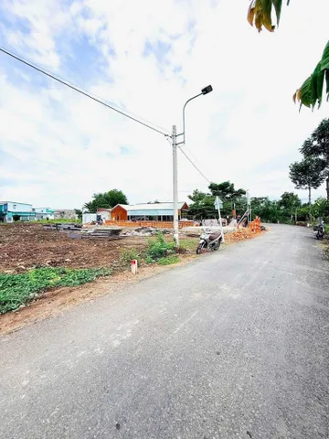 Bán Đất 150m2 - giá 435tr, đi bộ ra Chợ Minh Long đúng 2 phút.