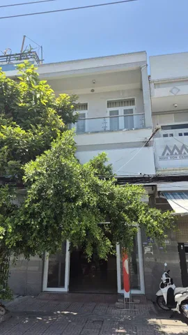 Bán Nhà riêng 95.5m2 có sẵn 95.5 m2 thổ cư giá 11 tỷ tại Đường Nguyễn Tất Thành Phường Phước Long Thành phố Nha Trang Khánh Hòa