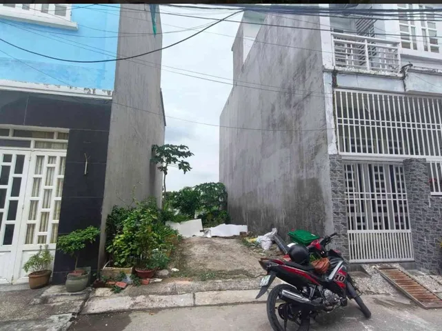Bán Đất 50m2 thổ cư đường Võ Văn Hát 3.4t
