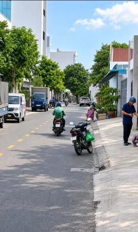 NGAY AEON TÊN L.Ư.Ả - ĐỐI DIỆN BẾN XE MIỀN TÂY - THÔNG VỚI ĐƯỜNG KINH DƯƠNG VƯƠNG - NHÀ 3 TẦNG - 5PN - NHỈNH 3,1 ty