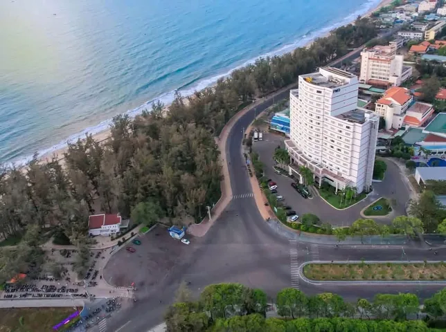 Bán đất 126m thổ cư đường Lê Lợi, đối diện công viên biển Đồi Dương trung tâm thành phố Phan Thiết