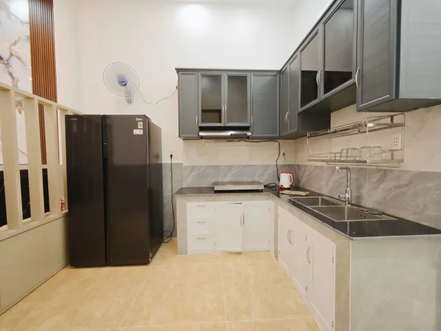 PHẠM VĂN ĐỒNG, HẺM XE HƠI QUAY ĐẦU - SIÊU DIỆN TÍCH 80M2, NGANG 10M