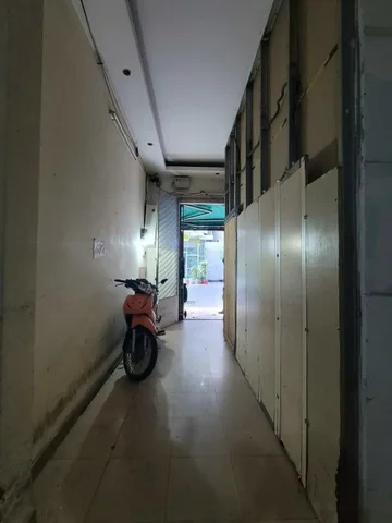 Bán Nhà Mặt Tiền 50 Trần Minh Quyền, Phường 11, Quận 10