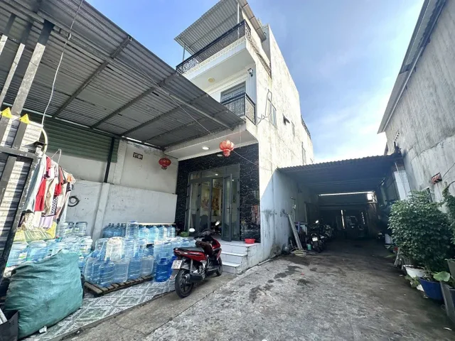 BÁN NHÀ VÀ NHÀ XƯỞNG GIÁ MỀM - HẺM XE HƠI 6 MÉT ĐƯỜNG BÌNH CHIỂU THỦ ĐỨC
