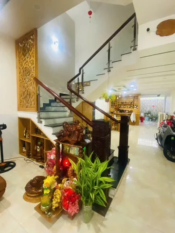 CHỦ GIẢM THÊM 1 TỶ CÒN 16 TỶ Bán Nhà riêng 100m2 có sẵn 4 tầng tại Đường A2 Phường Phước Hải Thành phố Nha Trang Khánh Hòa