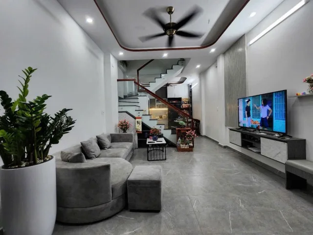 NHÀ KẾ EMART PHAN VĂN TRỊ GIÁP BÌNH THẠNH HẺM XE HƠI 4 TẦNG 45M² 7.5 TỶ